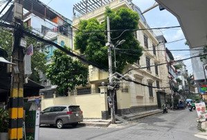 cho thuê biệt thự góc 2mt 5pn, 4wc, giá 75 triệu, diện tích 198m2 tại nguyễn gia trí, bình thạnh