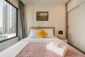 chính chủ cho thuê 1 ngủ - s205 vinhomes smart city. full đồ. giá tốt 9 triệu. liên hệ 