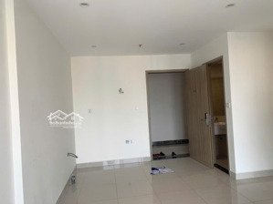 cho thuê căn hộ 1pn +1 nguyên bản phân khu sapphire vào ở được luôn chỉ 5,3 triệu/ tháng