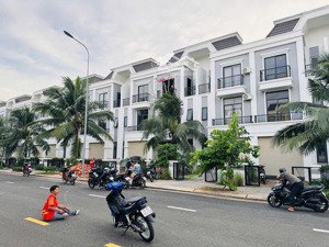 bán lỗ vốn căn nhà phố dự án phúc an ashita 100m2 . sổ hồng riêng , khu dân cư đông đúc