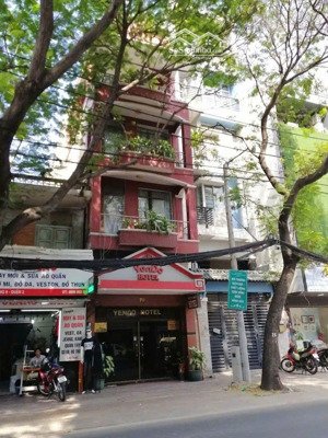 nhà 2mt siêu vip,đ lý chính thắng, q3, 4tầng, 10 phòng, đang kdks, dt 4,2(4,4)x25m, cn 104,25m2.