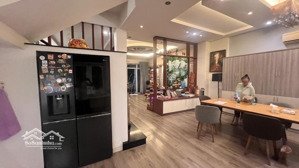 nhà biệt thự có sẵn nội thất, mặt tiền đường 14m, ngay gần aeon tân phú, 7x19