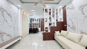 rẻ bất ngờ nhà cát linh, ngõ thoáng rộng, 1 phút ra phố, nhà xây mới, chủ tặng nội thất, 30m2x4t