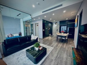 cần bán căn hộ 3pn- 80m2-full nội thất, giá 10,5 tỷ, view công viên tại tòa b masteri. 