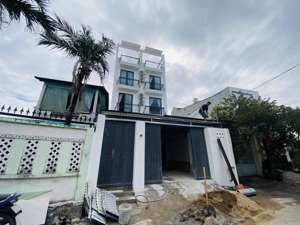 căn hộ dịch vụ cao cấp 25p full nt có thang máy 650kg - tài sản giữ tiền tốt - 32 tỷ tl