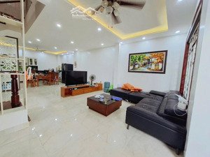 bán nhà mặt phố lương văn can - kinh doanh sầm uất - đầu tư hiệu quả - 40m2 nhỉnh 13 tỷ