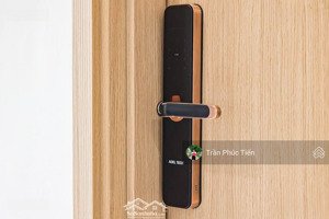 chính chủ bán nhanh căn 83m2 full đồ tại the wisteria, giá 6,83 tỷ bao phí. vào ở được luôn.