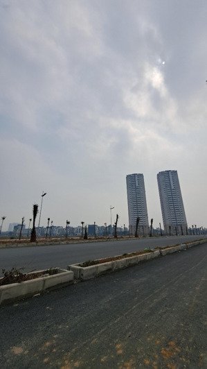 lô góc, vỉa hè mặt đường 3,5 dt 110m2, mt rộng miên man giá 25 tỷ