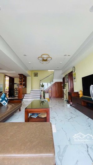 bán penthouse 4 phòng ngủ chung cư h2 căn hiếm, view đẹp, full nội thất