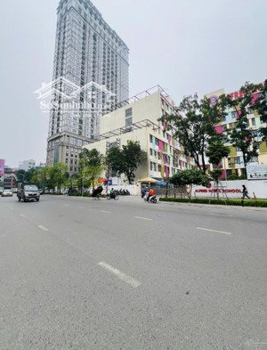 huỳnh thúc kháng, đống đa 106m2, 10 tầng thang máy kinh doanh doanh thu 2.5 tỷ/năm
