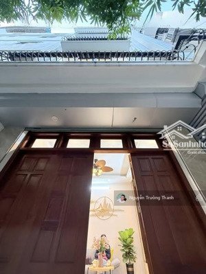 kim ngưu, hai bà trưng- cách phố 30m- nhà đẹp, về ở ngay- nội thất sang trọng.