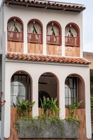 bán homestay gần cầu rồng cực đẹp , doanh thu :115-120 triệu / tháng