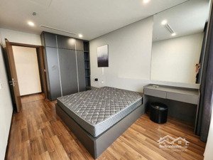 chuyển công tác anh phương bán căn mỹ đình plaza 2 - 2pn hướng mát- full nt hiện đại. giá 6tỷ250