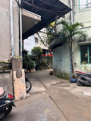 bán nhà 99 lê đại hành 350m2 thổ cư 49.6 tỷ nhà trệt 5 lầu