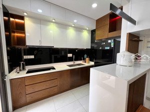 cập nhật giỏ hàng cho thuê mới nhất, chỉ 18tr/tháng đầy đủ nội thất, xem nhà 247, lh 