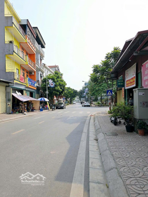 hiếm nhà 4 tầng chủ phúc lợi tự xây 48m2 - nở hậu - ngay cạnh vincom long biên - chỉ 6,6 tỷ