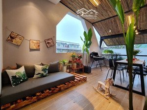 hdt: 300tr/tháng - bán tòa chdv 10m x 18m, hầm 6 tầng (50p) - 212 nguyễn trãi, quận 1 giá 48 tỷ