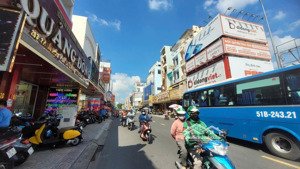 mặt tiền kinh doanh đường tân hương, tân phú. 4x18.6m| 74,5m2. cấp 4 - hđt 20 triệu. giá 13.2 tỷ