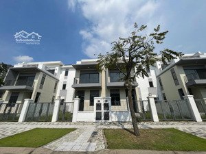 cực hiếm! nhà phố 8x20 khu the suite đối diện công viên giá chỉ 8.3 tỷ vị trí quá đẹp