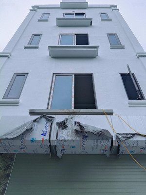 chính chủ bán gấp nhà đại mỗ 60m2, 5tầng , mt 5.4 m, ô tô tránh nhau vào tận nhà