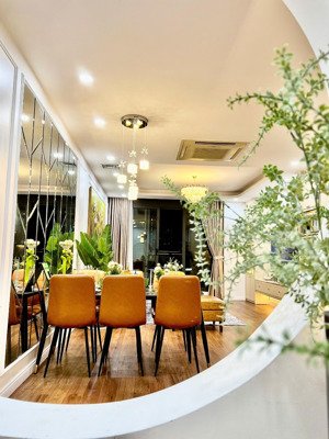 bán căn hộ 3 ngủ, 105m2, full nội thất cao cấp chung cư mhd trung văn, giá 10 tỷ, view đẹp
