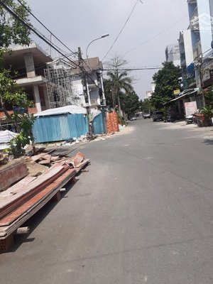 nhà mtkd sầm uất tỉnh lộ 10 giá đầu tư tốt nhất, sổ hồng chính chủ, 5.4x28m, 4.5 tấm