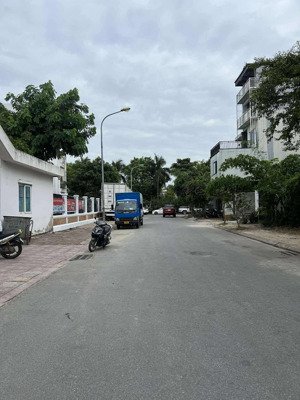 bán đất nền 236m2 khu đấu giá 31ha, thị trấn trâu quỳ, gia lâm, giá thỏa thuận