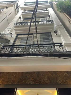 độc quyền! nhà 37m phố 8/3 lô góc ngõ thông gần phố cực đỉnh 8 tỷ hiếm!