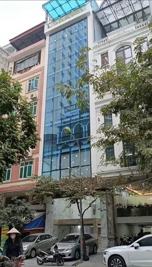 bán nhà khu vực trần duy hưng - nguyễn chánh - 7 tầng thang máy - tòa văn phòng - vỉa hè - 3làn ôtô