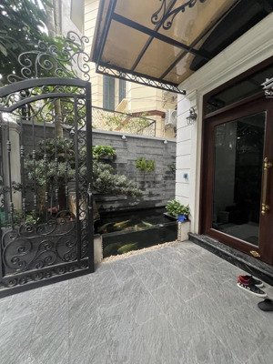 bán nhà ngõ 13 lĩnh nam - 130m2 - 5tầng - 6 ngủ - gara ô tô - thông timecity - 24.4 tỷ (ctl)