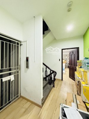 con đường tơ lụa, khu chợ vải phú thọ hoà. 84m2 nhà 3 tầng. siêu hiếm khu vực ít nhà bán. bán 8.2tỷ