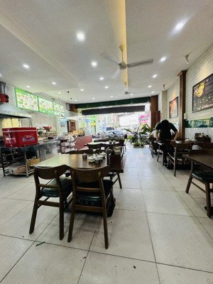 bán nhà mặt tiền ngay hoàng hoa thám, cộng hòa, tân bình, dt 7x22m, nở 10m, 163m2, giá 54 tỷ