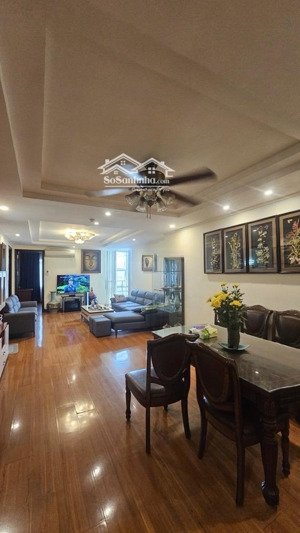 bán căn hộ cao cấp, g3, dt 120m2, ciputra, căn góc, siêu thoáng, full nội thất