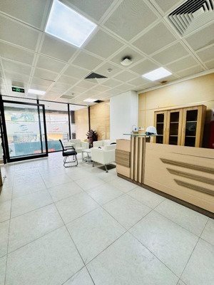 chính chủ cho thuê văn phòng tầng 2 tại 13 khuất duy tiến, thanh xuân (chia sẵn vách ngăn kính)