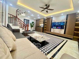 nhà siêu rẻ phố hào nam, đường trước nhà 3m, nhà thoáng rộng, diện tích 40m2 x 3t