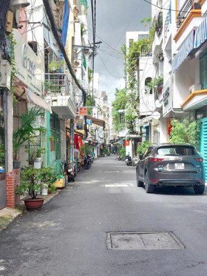 nhà đẹp hẻm nhựa 6m trường sa 4,5x13 ngay huỳnh văn bánh-lê văn sỹ 5 tầng chỉ 15 tỷ