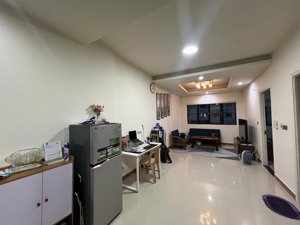 cho thuê 67m2 2pn2wc nhà gần full nt 8tr ở liền được ,xem nhà dể tại era town đức khải