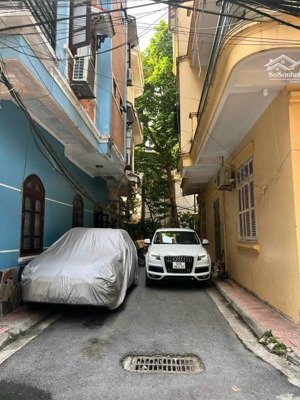 phân lô - ô tô tránh - lô góc - hoàng quốc việt - 70m2 - mặt tiền 6.4m - lh : 