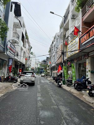 siêu rẻ, mặt tiền phan xích long, q. phú nhuận, dt: 4x16m, hầm 4 tầng - giá chỉ 26 tỷ