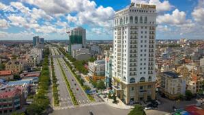 - Bán lô đất 425m2 tuyến 2 Lê Hồng Phong, giá chỉ 85 triệu/m2