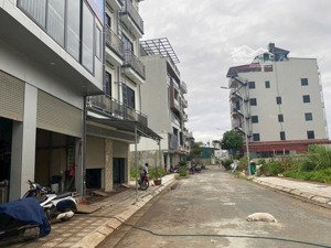 bán lô 58m2 mặt tiền 4.4m2 trục xương cá vị trí trung tâm giá cam kết tốt nhất dịch vụ 25.2ha