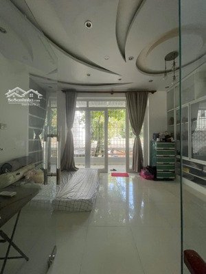 cho thuê nhà nguyên căn full nội thất 4tang 5x20 4pn 3wc kdc phú mỹ hoàng quốc việt q7