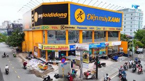 giá cực rẻ (nên xem ngay). bán nhà đường trần não. 749m2 (18x42m), ctxd: hầm 7 tầng. giá 98 tỷ