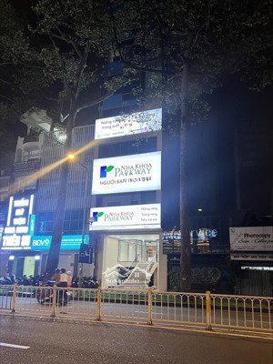 cho thuê nhà 2 mặt tiền 228 - 228a trần hưng đạo quận 1