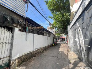 chủ nhà cần bán gấp! giảm mạnh 4 tỷ còn 10,5 tỷ - khu phan xích long, p3 - 4,2x16m - 3 tầng