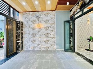 nhà đẹp dọn vào ở ngay- nội thất- hxh cạnh chợ phạm văn bạch- gò vấp- dt 70m2- 3 tầng
