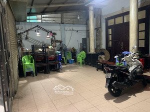 bán nhà 3tầng btct -mặt tiền làng tăng phú q9 -186m2 ngang 9.3m bề thế -kinh doanh đa ngành nghề