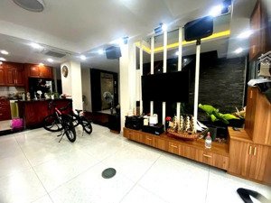 bán nhà hoàng văn thụ - phú nhuận - 83m2 - 4 tầng - 20 tỷ - nhà đẹp có thang máy