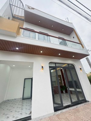 bán nhà hẻm cách nguyễn công bình vài bước chân, hẻm oto 7 chỗ.