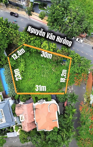 275 triệu/m2, đất góc 2mt đường nguyễn văn hưởng, thảo điền, quận 2, 880m2 (18x30m), 240 tỷ